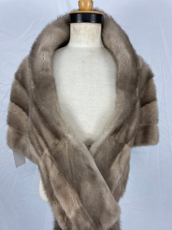 Natural Silver Grey Mink Stole With Tail Fingers, by Stephen Dattner